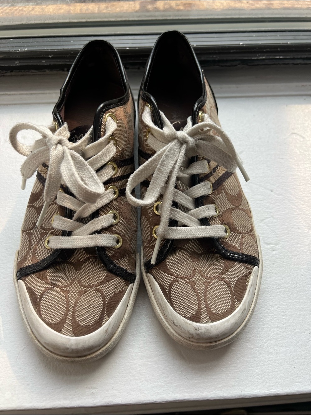Vintage Coach Women's Brown Signature Canvas Lace-Up Sneakers